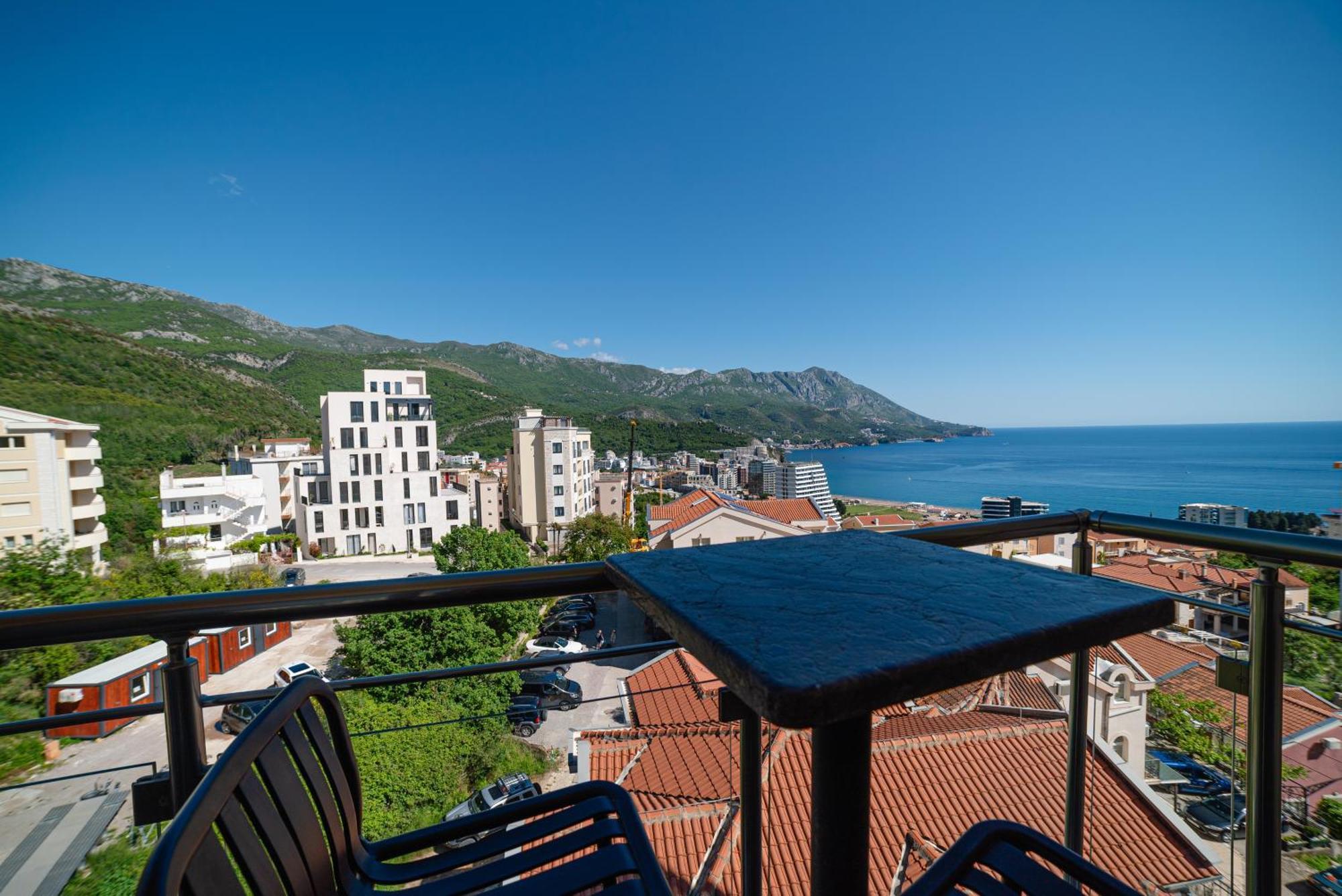 The Dream Getaway & Spa By Devasco Becici  Exterior photo